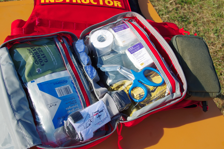 First Aid - Vehicle kit photo 2